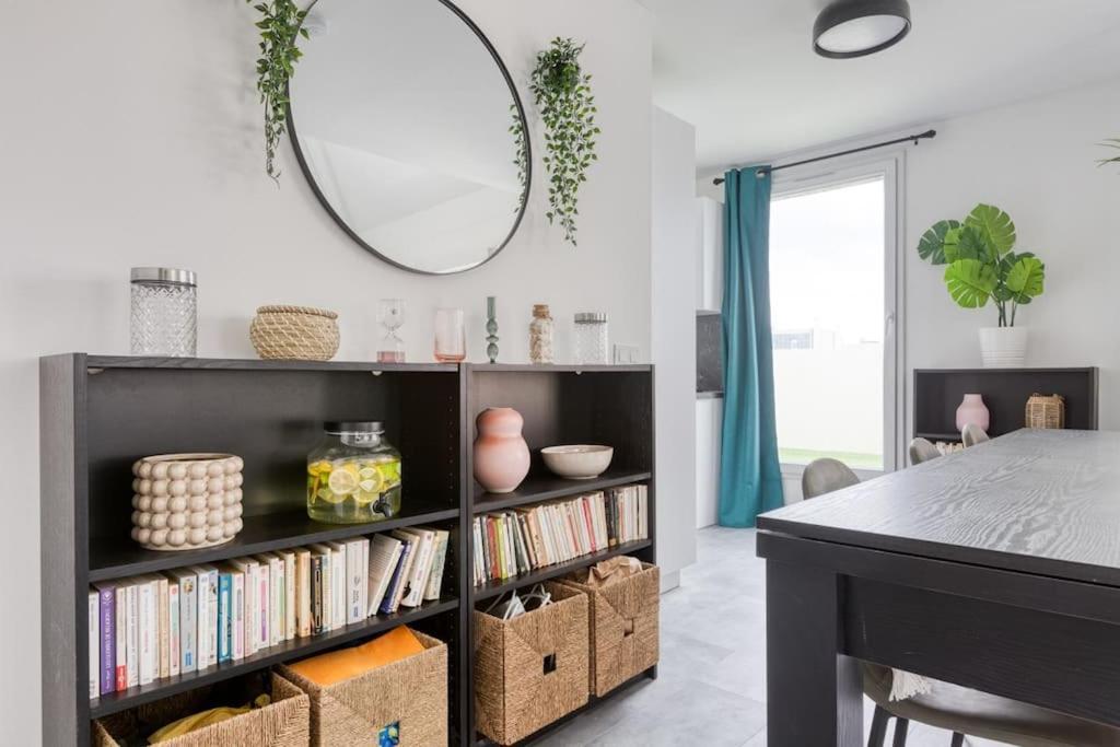 Premium Flat 6 People With Billard And Terrace Stade De France Сен-Дени Экстерьер фото