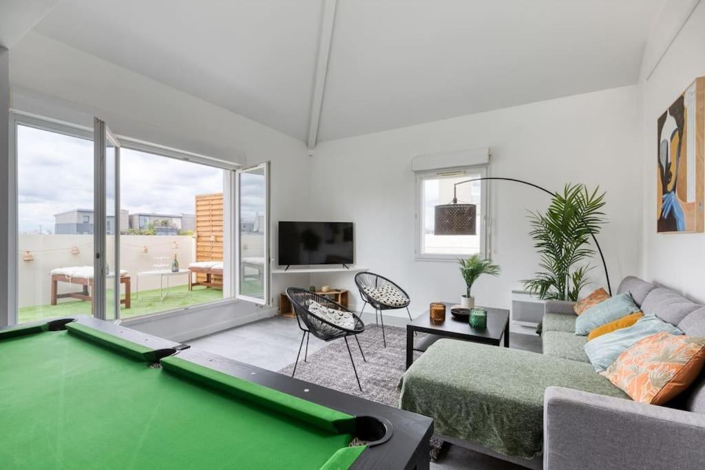 Premium Flat 6 People With Billard And Terrace Stade De France Сен-Дени Экстерьер фото