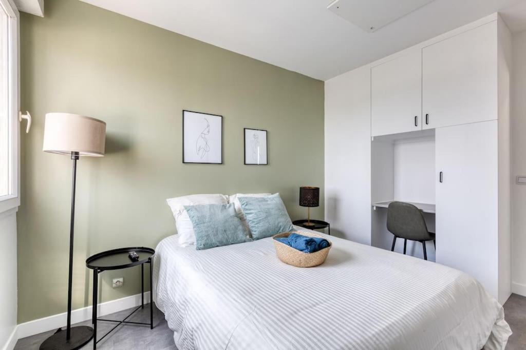 Premium Flat 6 People With Billard And Terrace Stade De France Сен-Дени Экстерьер фото
