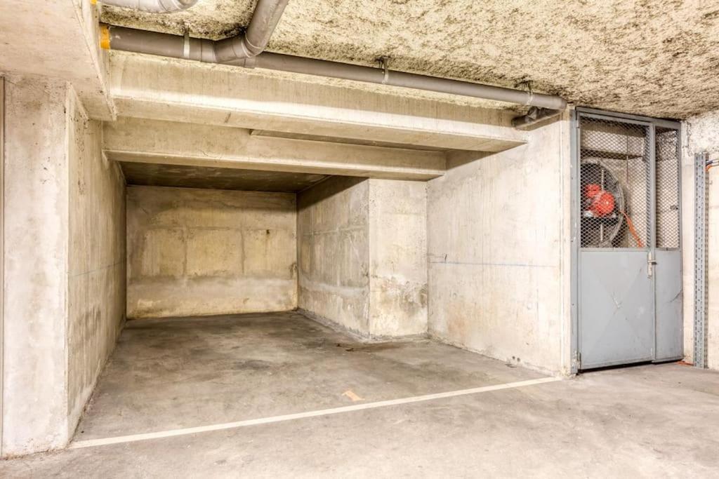Premium Flat 6 People With Billard And Terrace Stade De France Сен-Дени Экстерьер фото